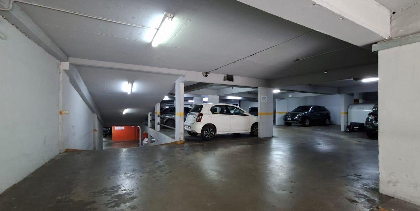 Foto de Cochera en venta en av. Independencia y Virrey Liniers. 15m2, imagen 3