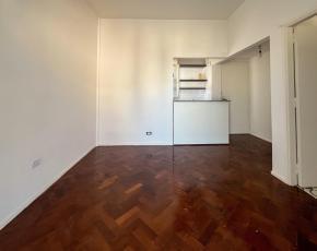 Foto de Monoambiente restaurado a nuevo con balcón en Larrea casi Sarmiento, imagen 4
