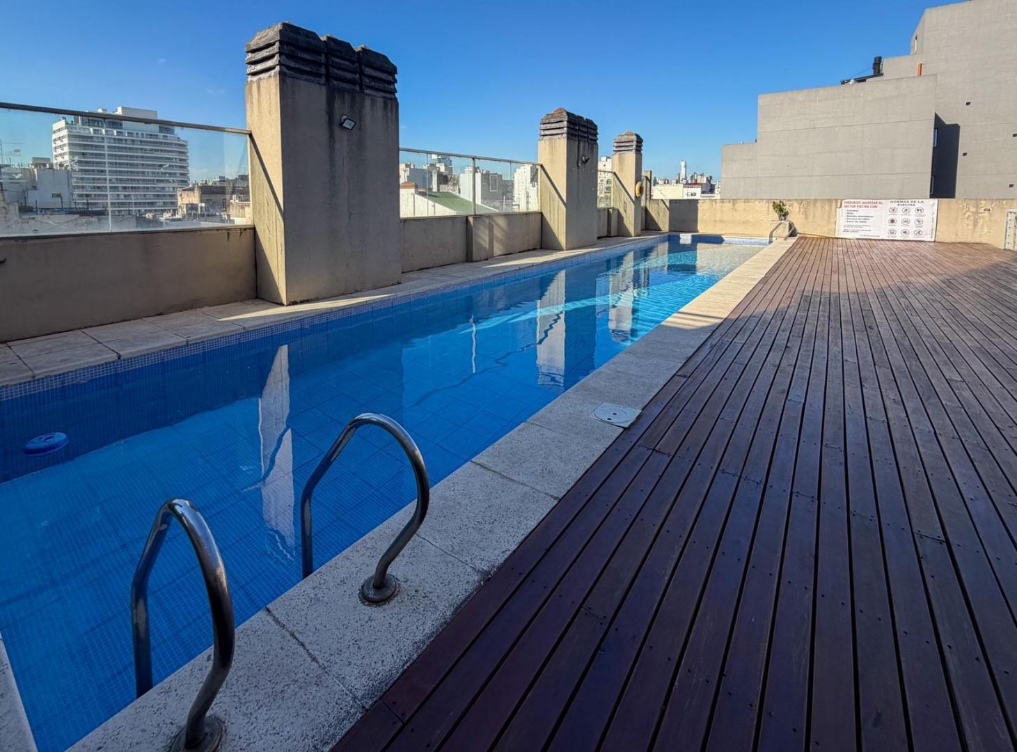 Foto de Impecable monoambiente con balcon aterrazado con parrilla. 40m2. Carlos, imagen 2