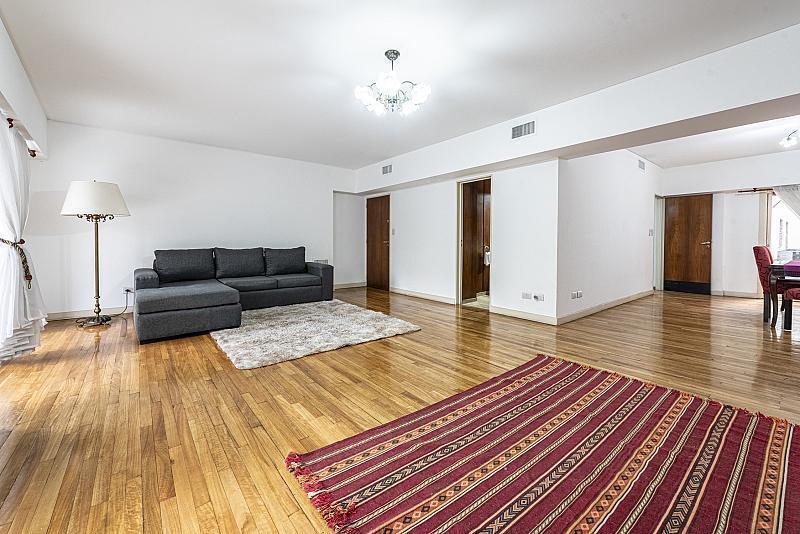 Foto de EXCLUSIVO PISO DE 5 AMBIENTES CON COCHERA, BAULERA Y AMENITIES EN, imagen 3