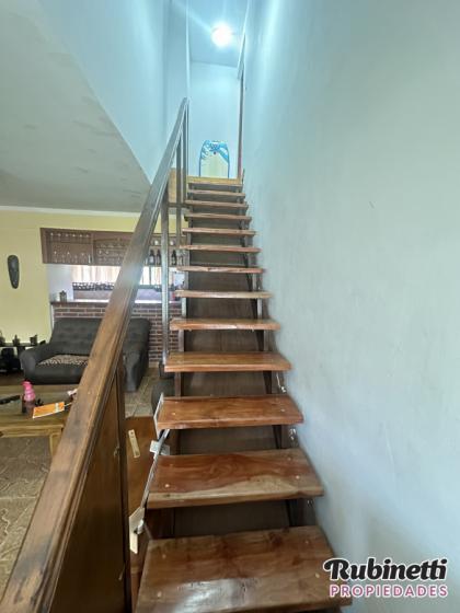 Chalet 4 Ambientes con Amplio Parque 4