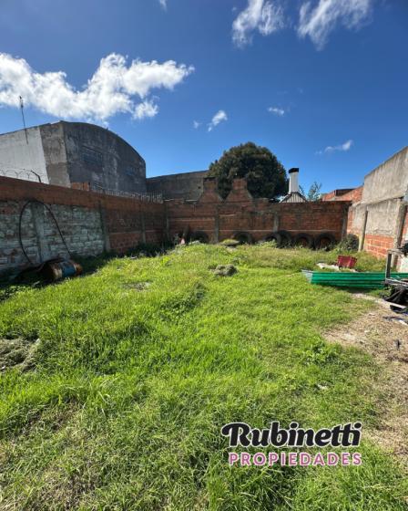 Venta Lote de Terreno en El Barrio Las Avs - Mar del Plata 1