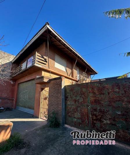 Propiedad en Block GALPON +LOCAL+PH 3 AMB - Ideal inversión - ELGAUCHO