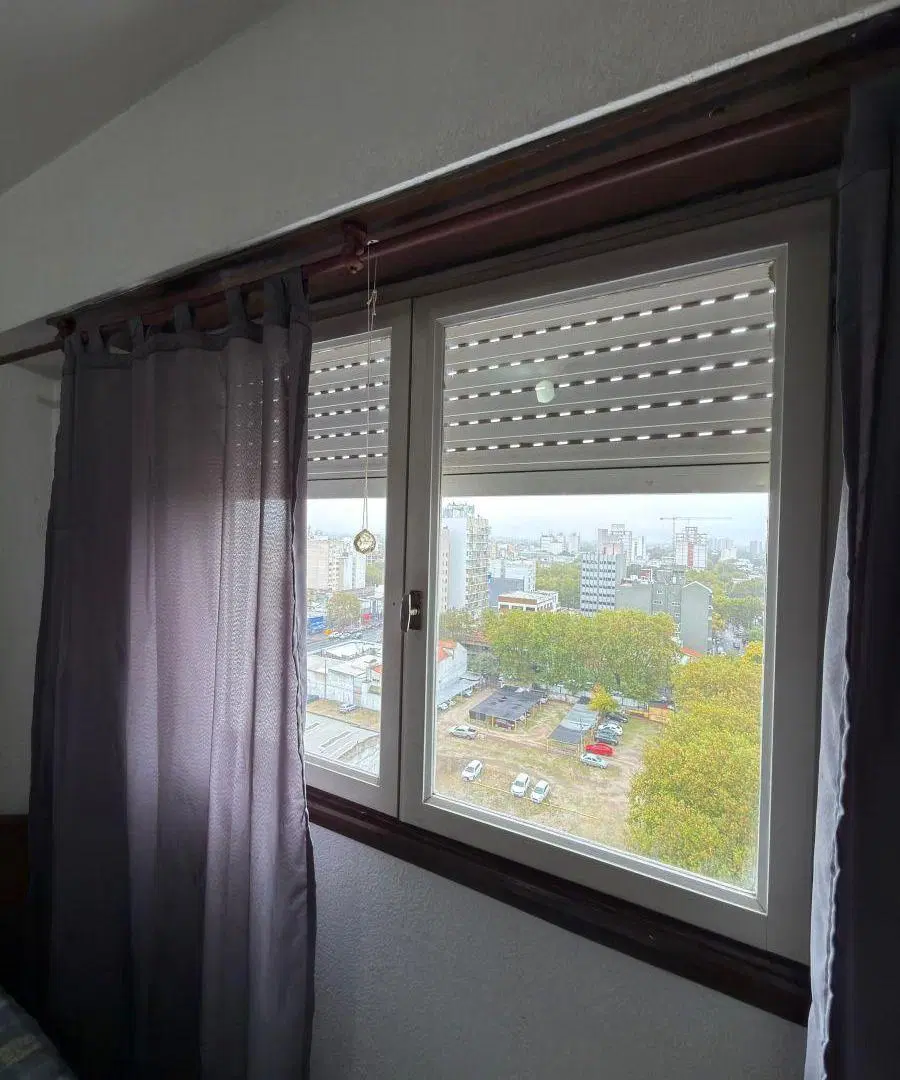 EN VENTA DEPARTAMENTO 4 AMBIENTES A LA CALLE 2