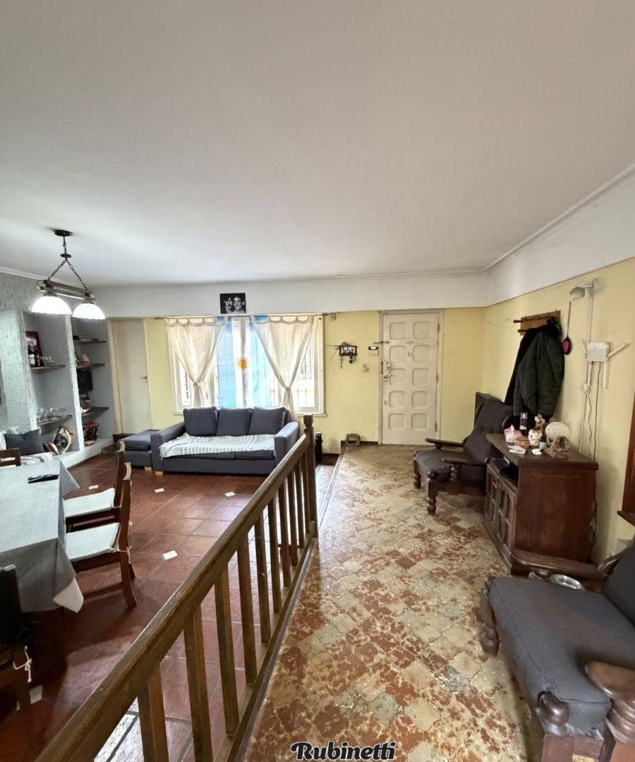 Foto de CHALET EN VENTA 4 AMBIENTES CON ESCRITORIO, imagen 4