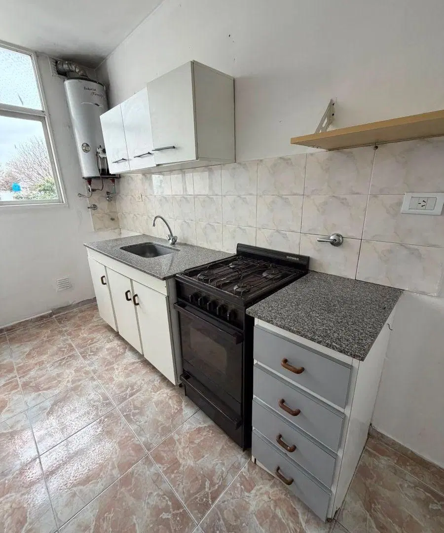 En Venta Departamento De 2 Ambientes con cochera 4