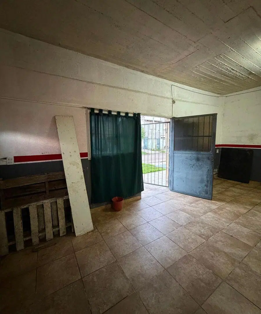 Local comercial en venta o alquiler | Los Pinares 3