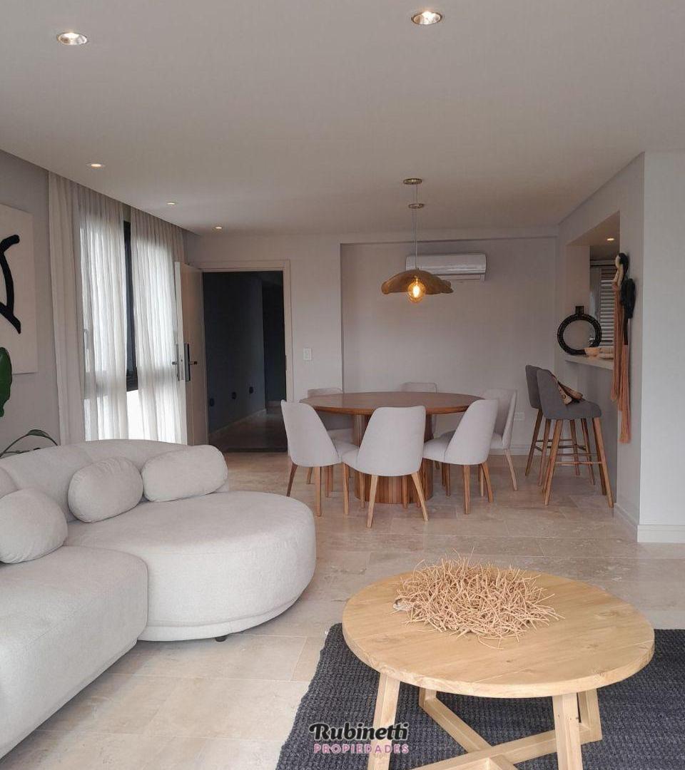 Foto de EN VENTA DEPARTAMENTO 2 AMBIENTES EN EDIFICIO LAUREL, imagen 1