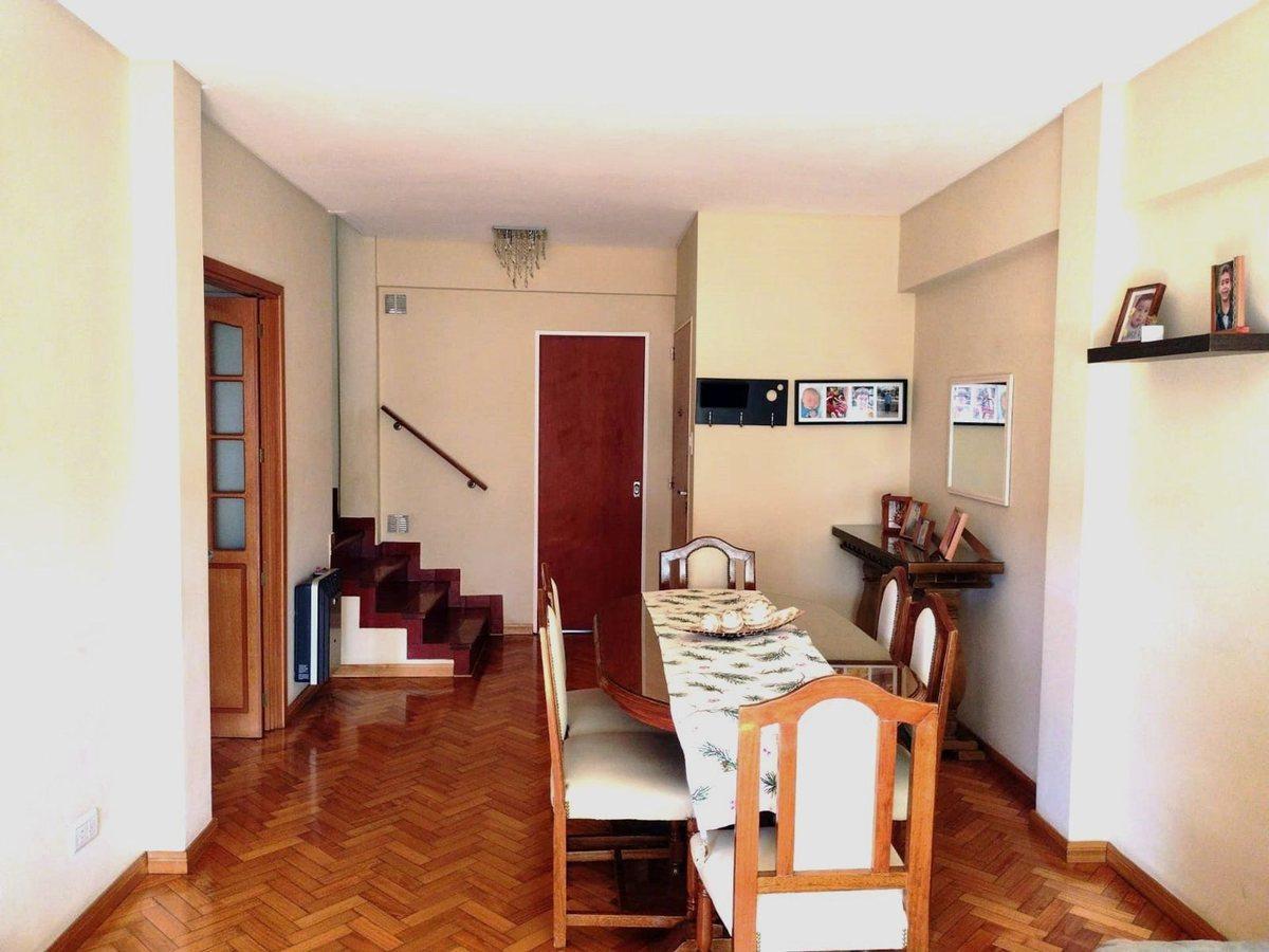 VENTA DEPARTAMENTO TRES AMB CON COCHERA CABALLITO