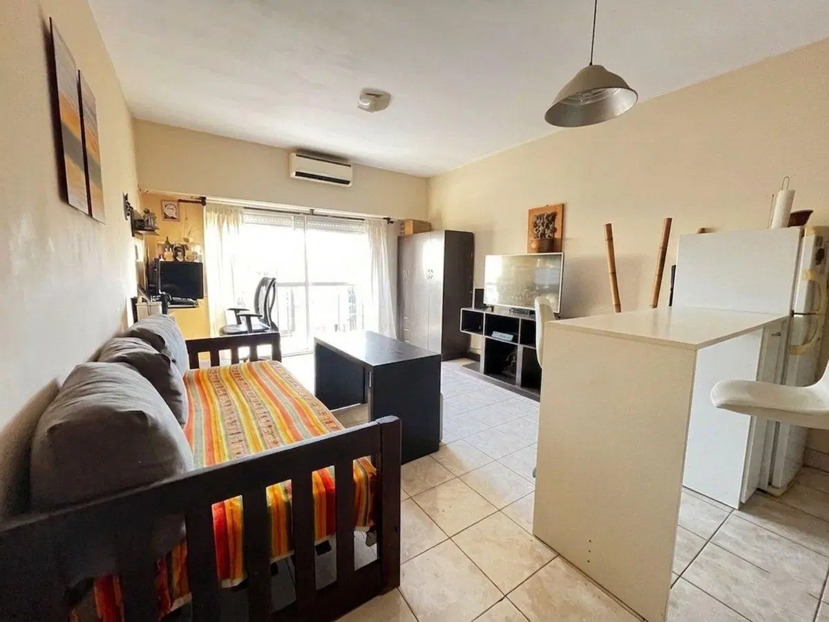 DPTO MONOAMBIENTE EN VENTA MATADEROS C/BALCÓN 2