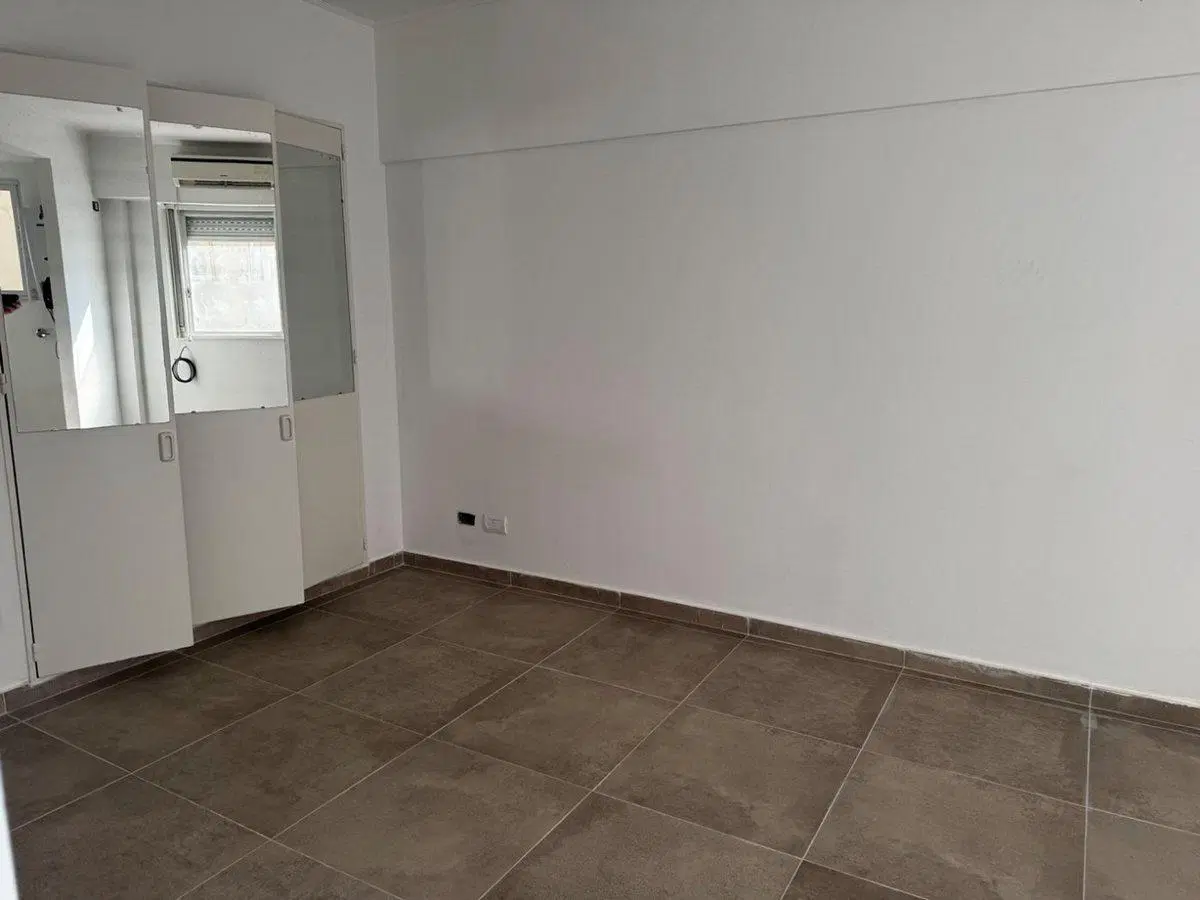 MONOAMBIENTE ALQUILER ALMAGRO HOSPITAL ITALIANO 4