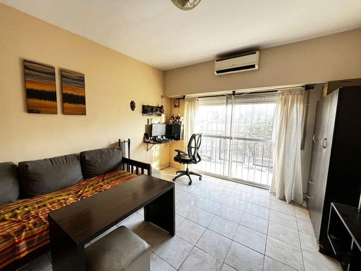 DPTO MONOAMBIENTE EN VENTA MATADEROS C/BALCÓN 5