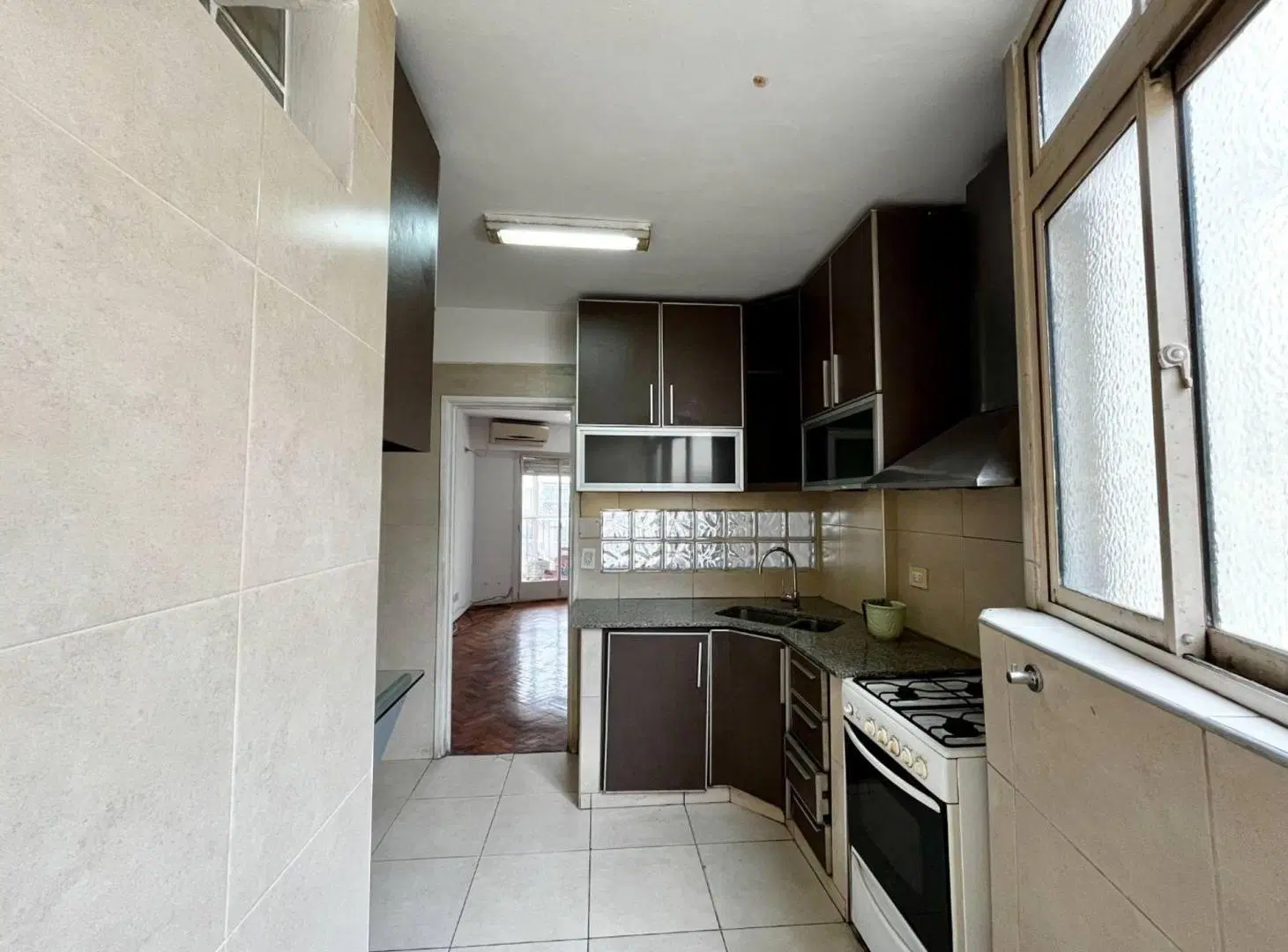 DPTO 3 AMB EN VENTA ALMAGRO CON BALCON ATERRAZADO 3