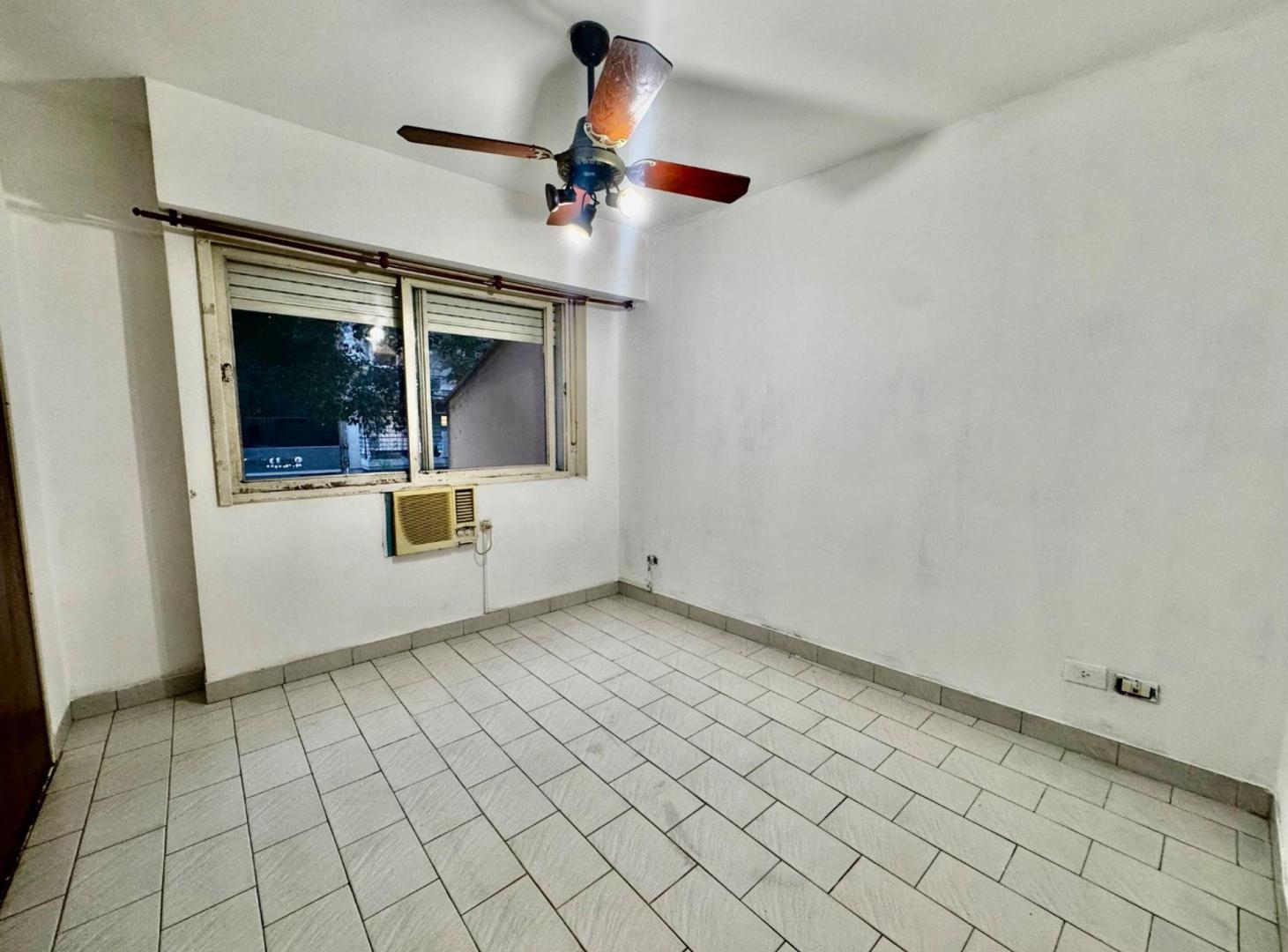Foto de DEPTO 2 AMB EN VENTA BALVANERA PATIO Y BALCON, imagen 5