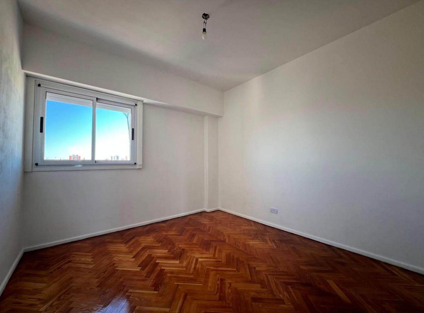 Foto de DEPARTAMENTO 3 AMBIENTES VENTA BOEDO CON BALCON, imagen 3