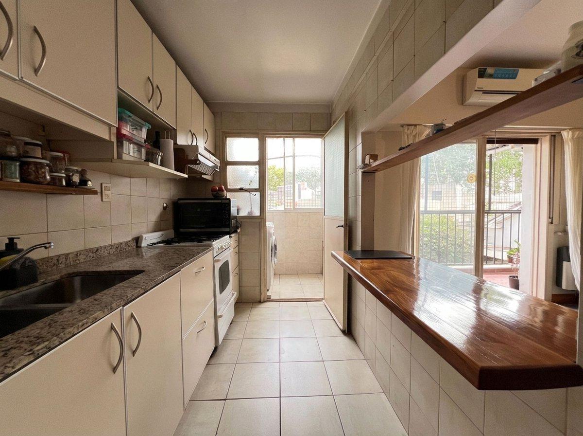 Foto de DEPARTAMENTO 2 AMBIENTES VENTA CABALLITO C/ BALCON, imagen 4