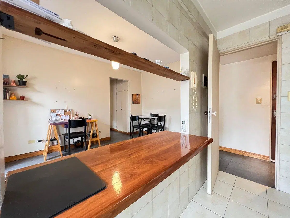 DEPARTAMENTO 2 AMBIENTES VENTA CABALLITO C/ BALCON 8