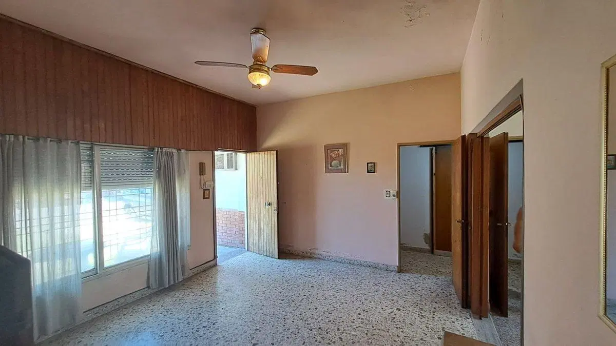 CASA 3 AMBIENTES VENTA MERLO CON JARDIN 4