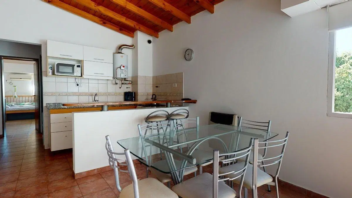 VENTA DEPARTAMENTO 2 AMBIENTES MORON 8