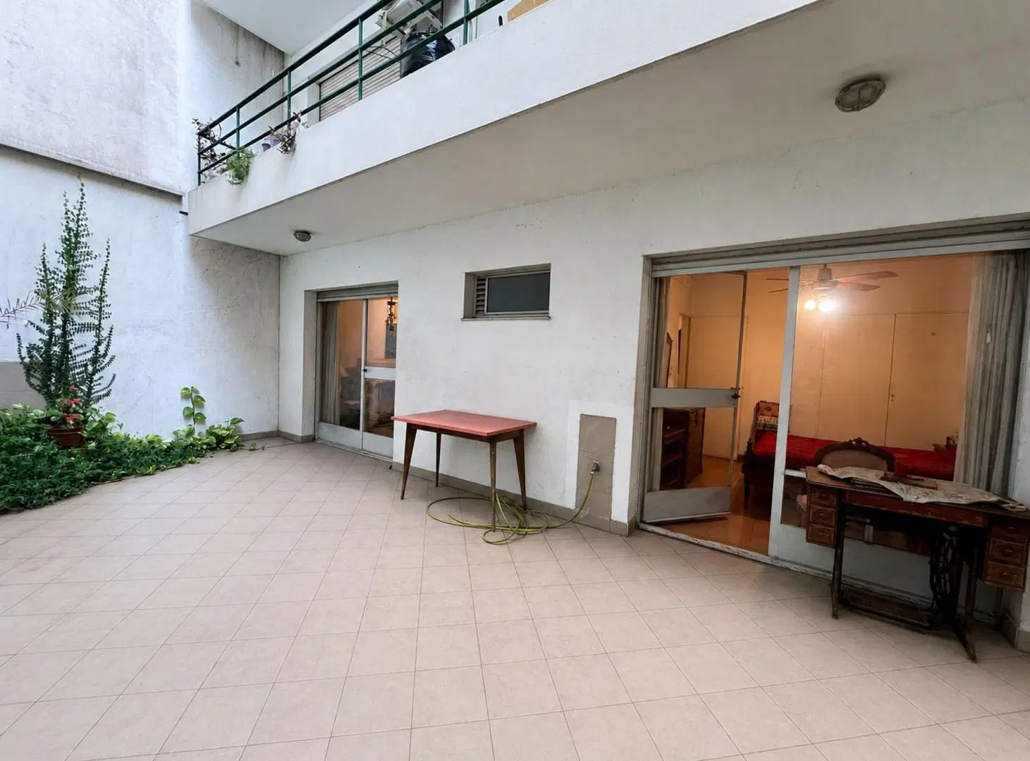 DEPARTAMENTO 3 AMB VENTA BARRACAS CON 2 PATIOS 3
