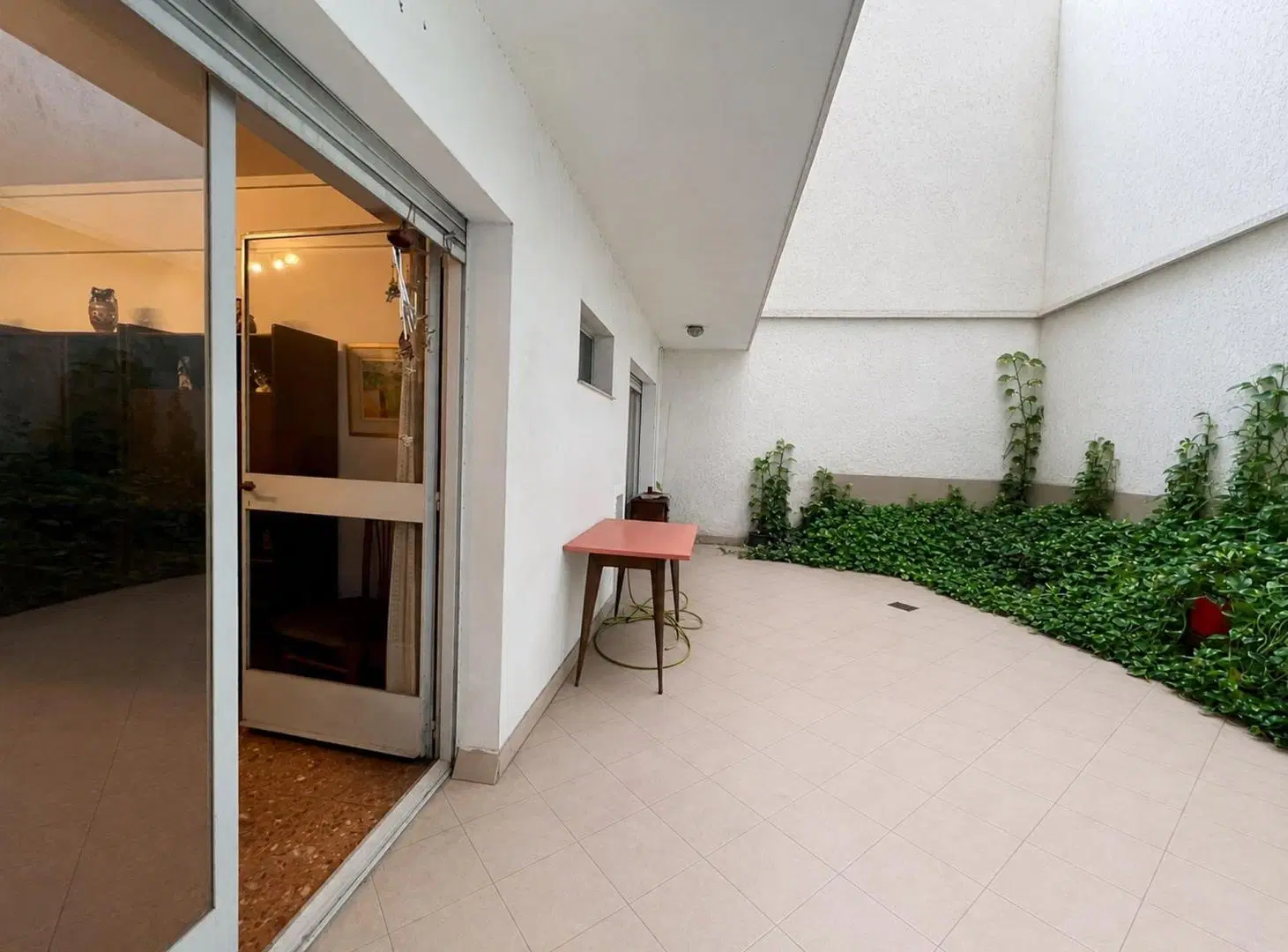 DEPARTAMENTO 3 AMB VENTA BARRACAS CON 2 PATIOS 2