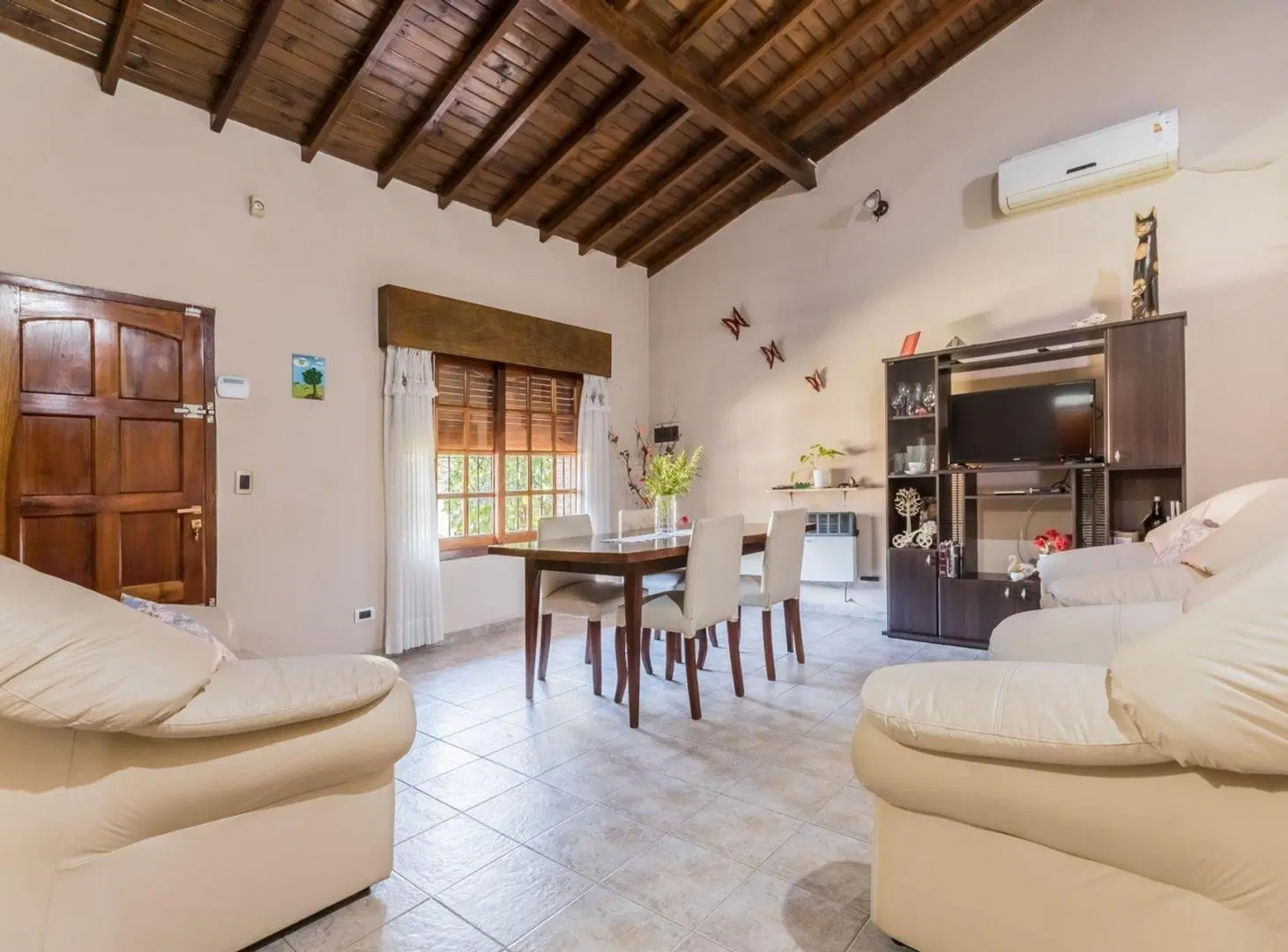 VENTA CHALET 4 AMB EN ITUZAINGO CON JARDIN 2