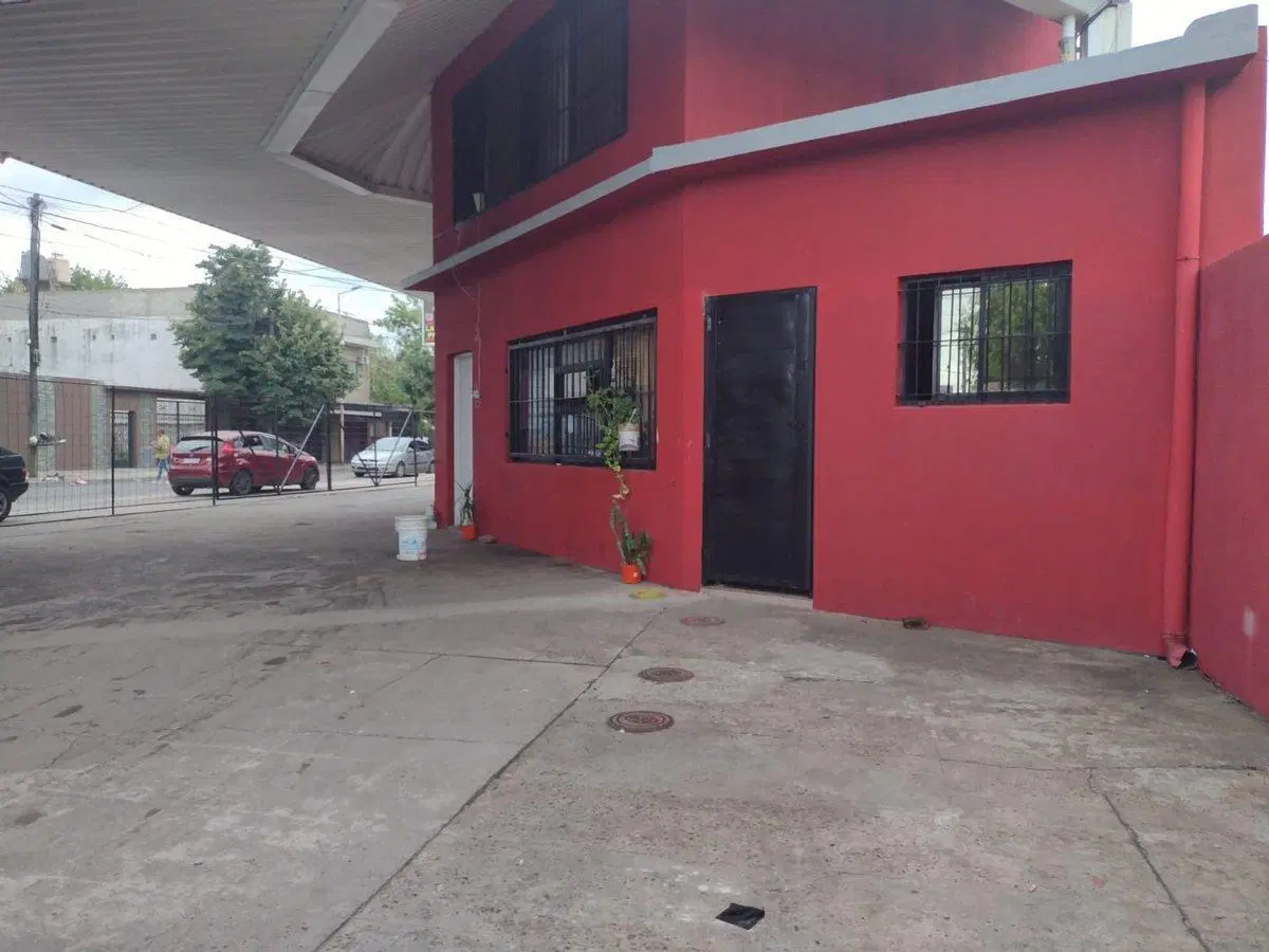 VENTA  EX ESTACION DE SERVICIO JOSE C. PAZ 2