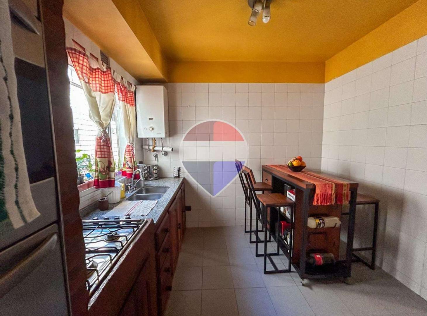 Foto de DPTO 4 AMB VENTA STA RITA C/ COCHERA Y BALCON, imagen 5