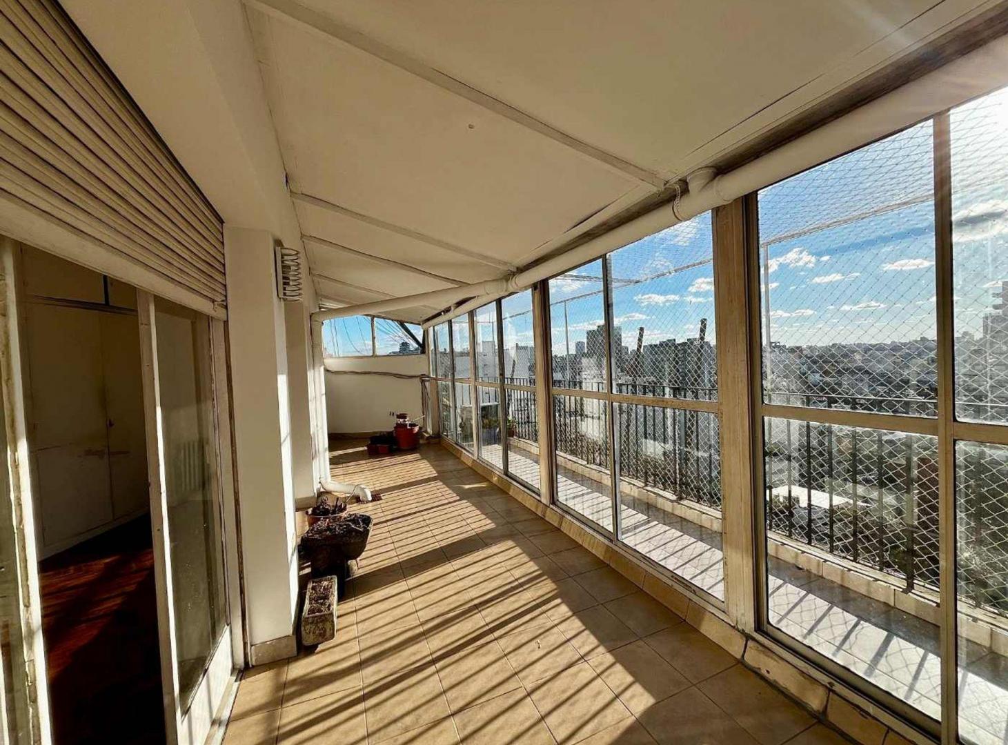 Foto de DPTO 3 AMB EN VENTA ALMAGRO CON BALCON ATERRAZADO, imagen 1