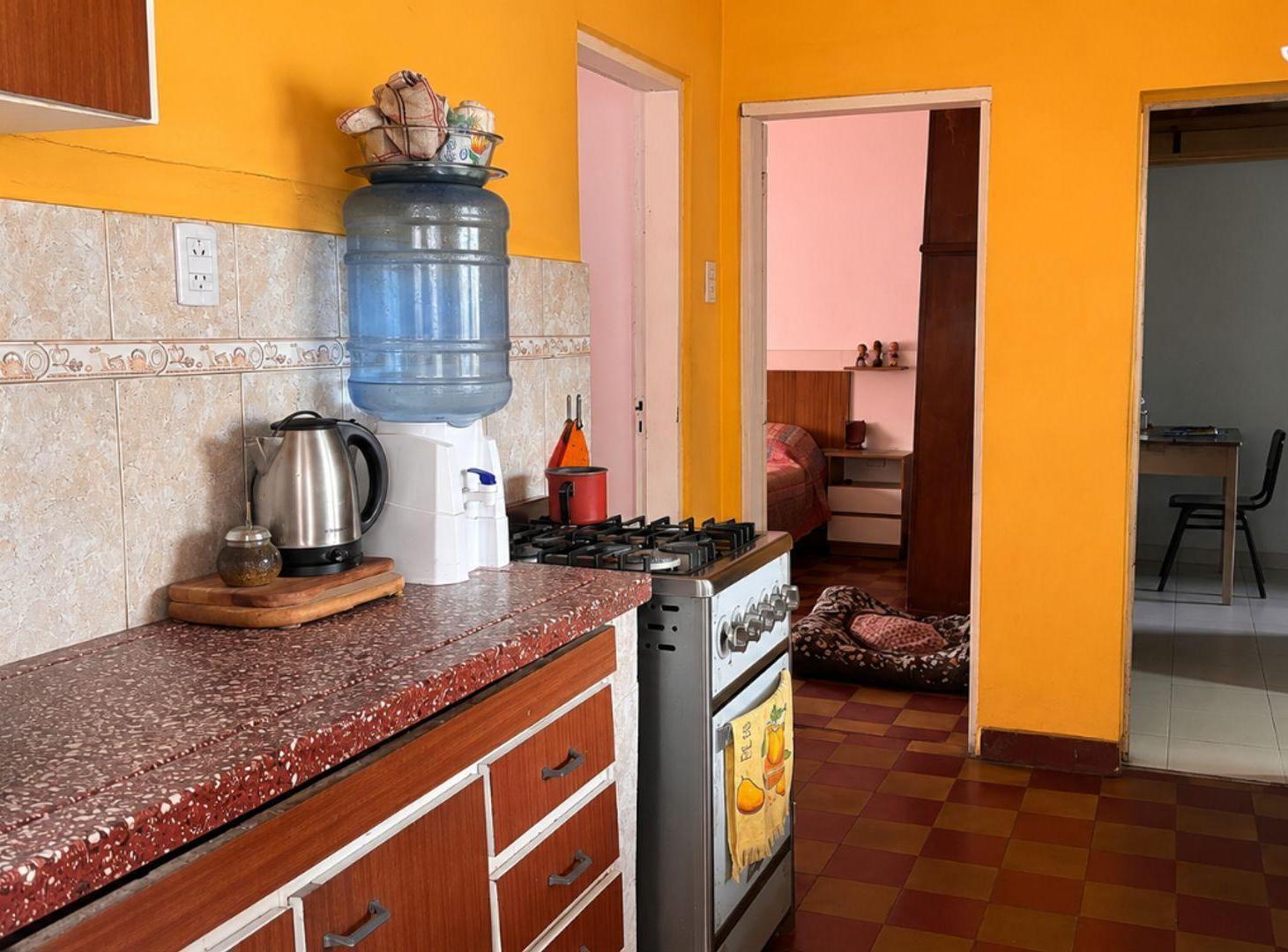 CASA VENTA MERLO QUINCHO Y JARDIN 300 MT2
