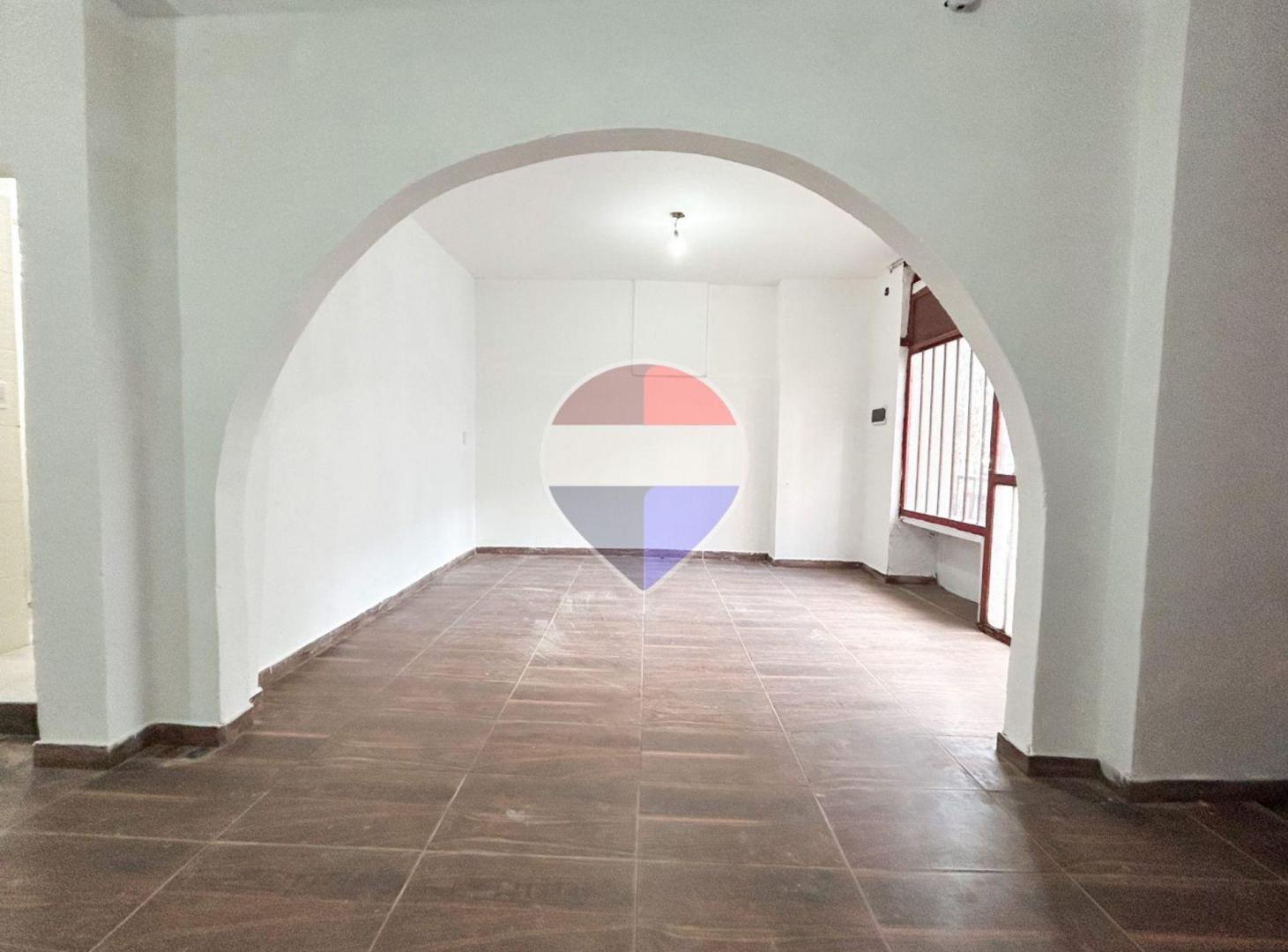Foto de LOCAL 1 PLATA ALQUILER COMERCIAL ALMAGRO 2 Baños, imagen 1