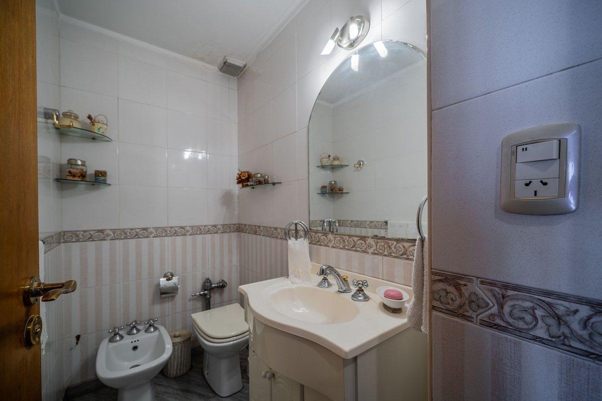 Foto de DEPTO 5 AMBIENTES EN VENTA EN PALERMO CON COCHERA, imagen 4