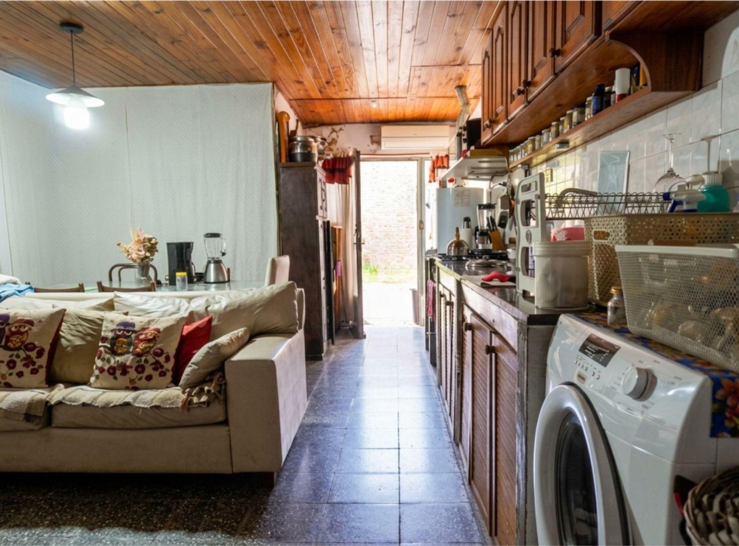 Foto de CASA 5 AMBIENTES VENTA BANFIELD CON PATIO, imagen 5