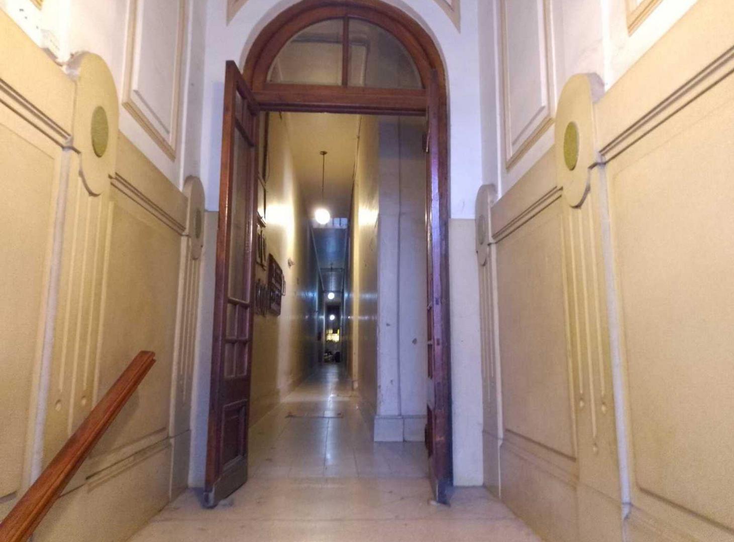 Foto de PH 4 AMBIENTES VENTA CABALLITO EXCELENTE UBICACIÓN, imagen 1