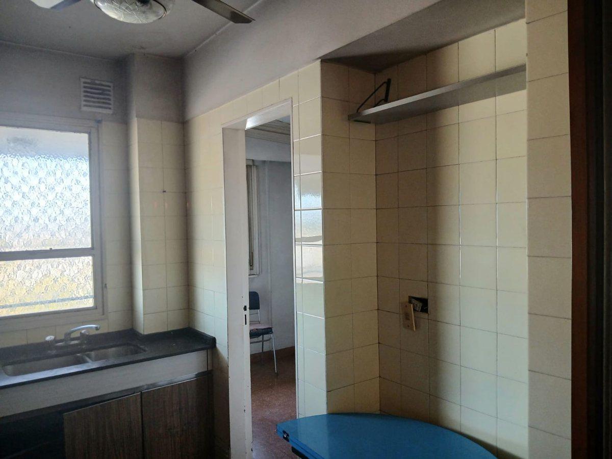 Foto de DEPTO 4 AMB. VENTA POMPEYA C/DEP. Y BAULERA -, imagen 3