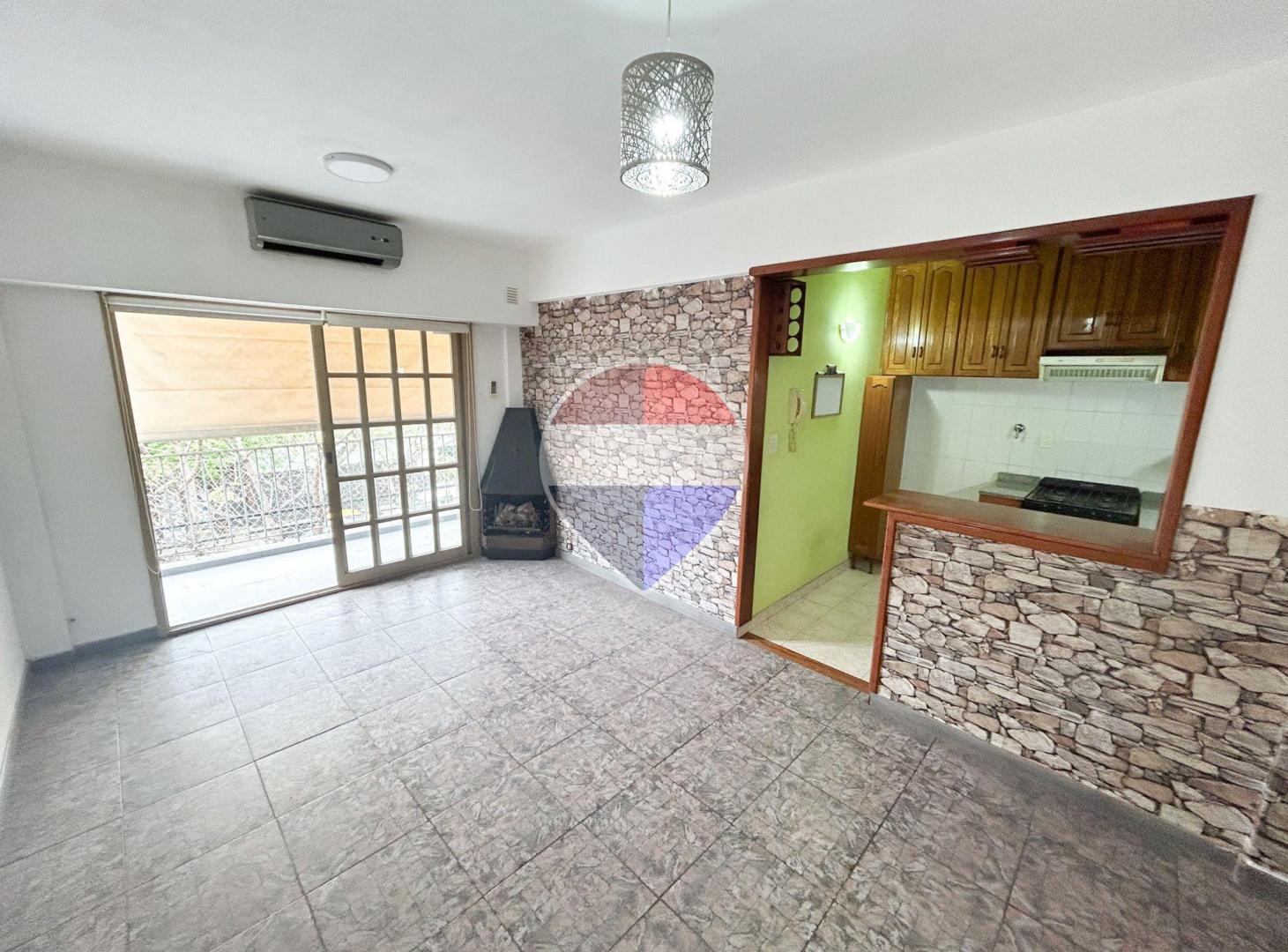 Foto de DEPARTAMENTO EN VENTA 2 AMBIENTES BOEDO C BALCON, imagen 1