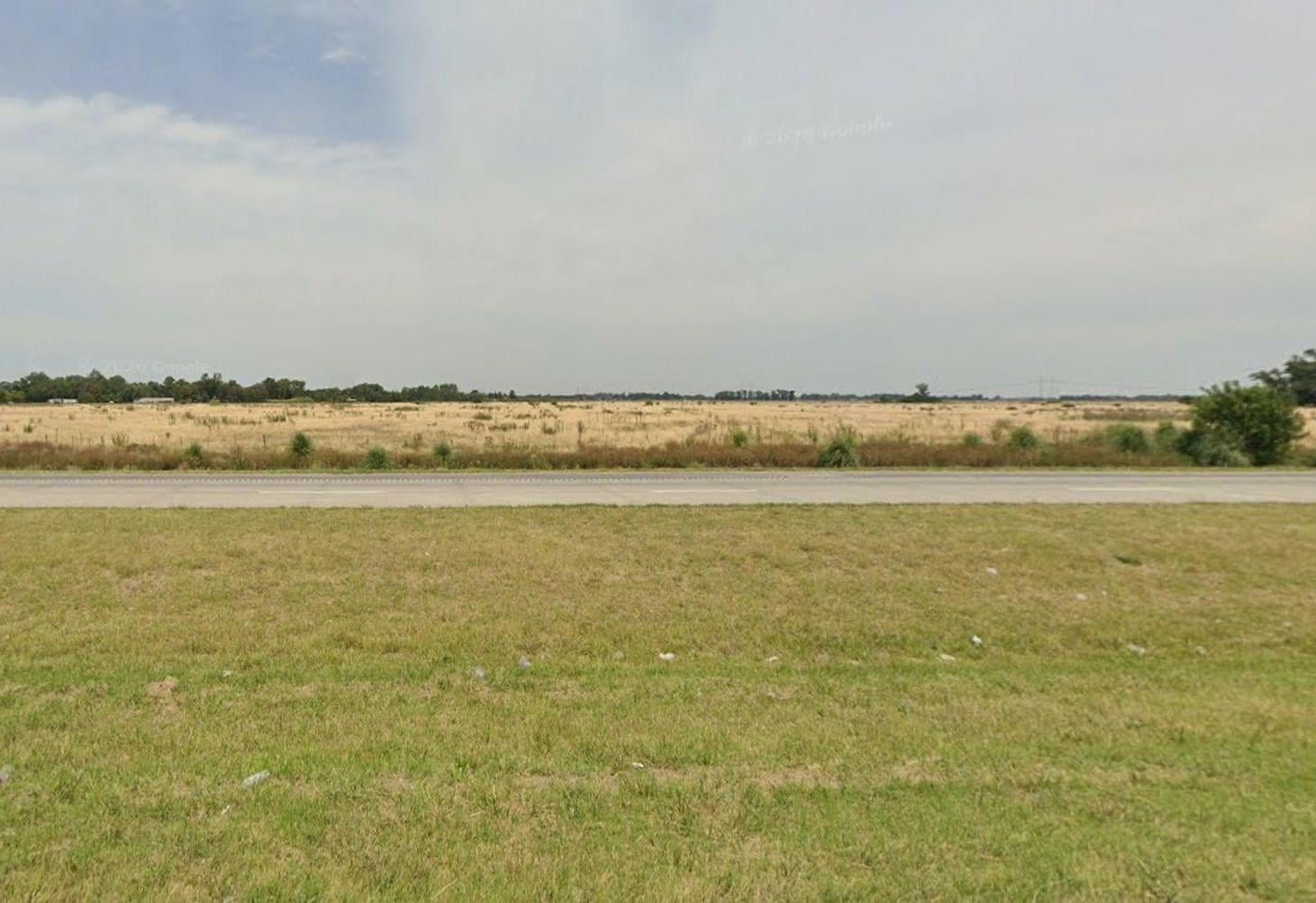 Foto de CAMPO 202 Ha VENTA EN RP6 Y R215 ABASTO LA PLATA, imagen 1