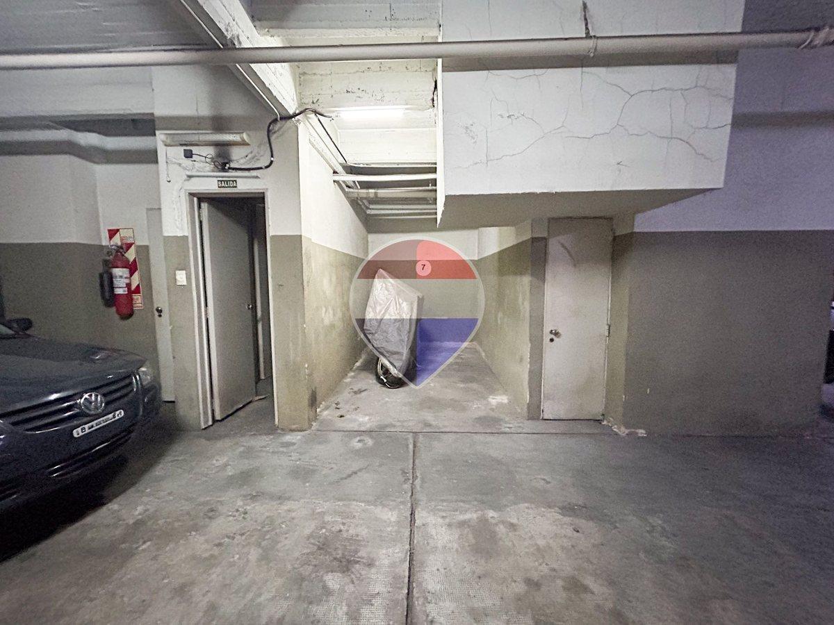 Foto de Cochera cubierta Venta - Almagro, imagen 4