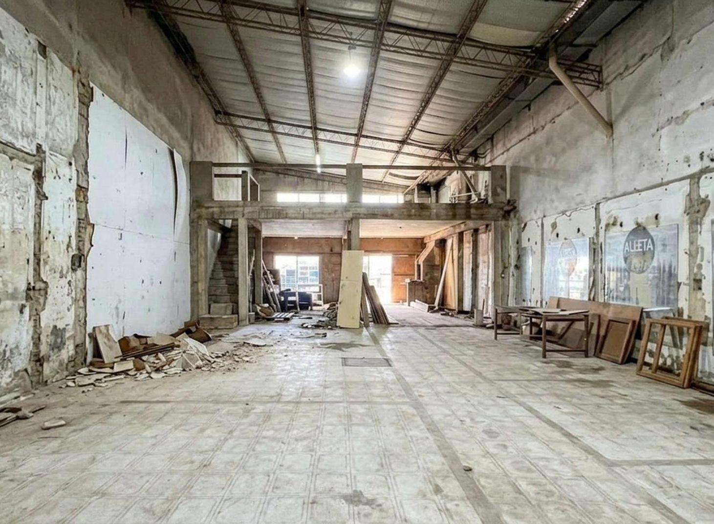 Foto de DEPOSITO DOBLE ALTURA VENTA C/VIVIENDA LOTE PROPIO, imagen 1