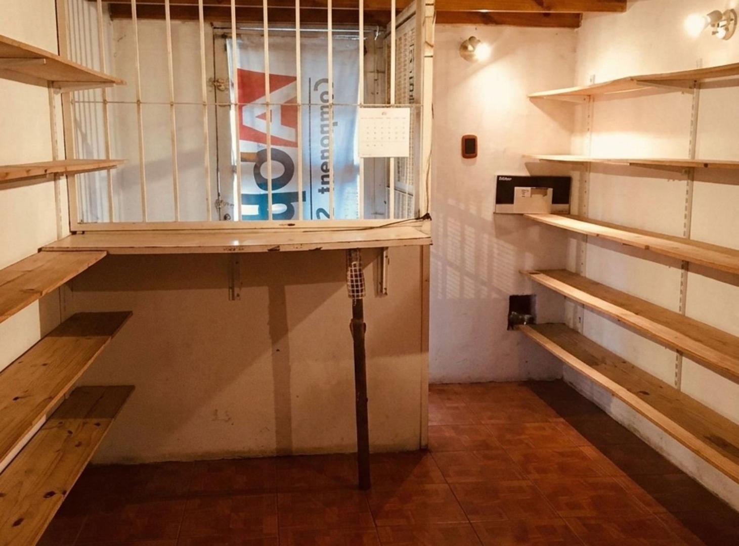 Foto de DEPOSITO DOBLE ALTURA VENTA C/VIVIENDA LOTE PROPIO, imagen 4