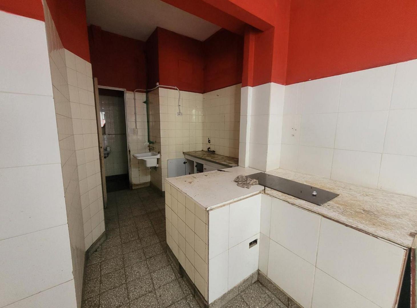 Foto de LOCAL COMERCIAL EN ALQUILER EN ALMAGRO CON SOTANO, imagen 3