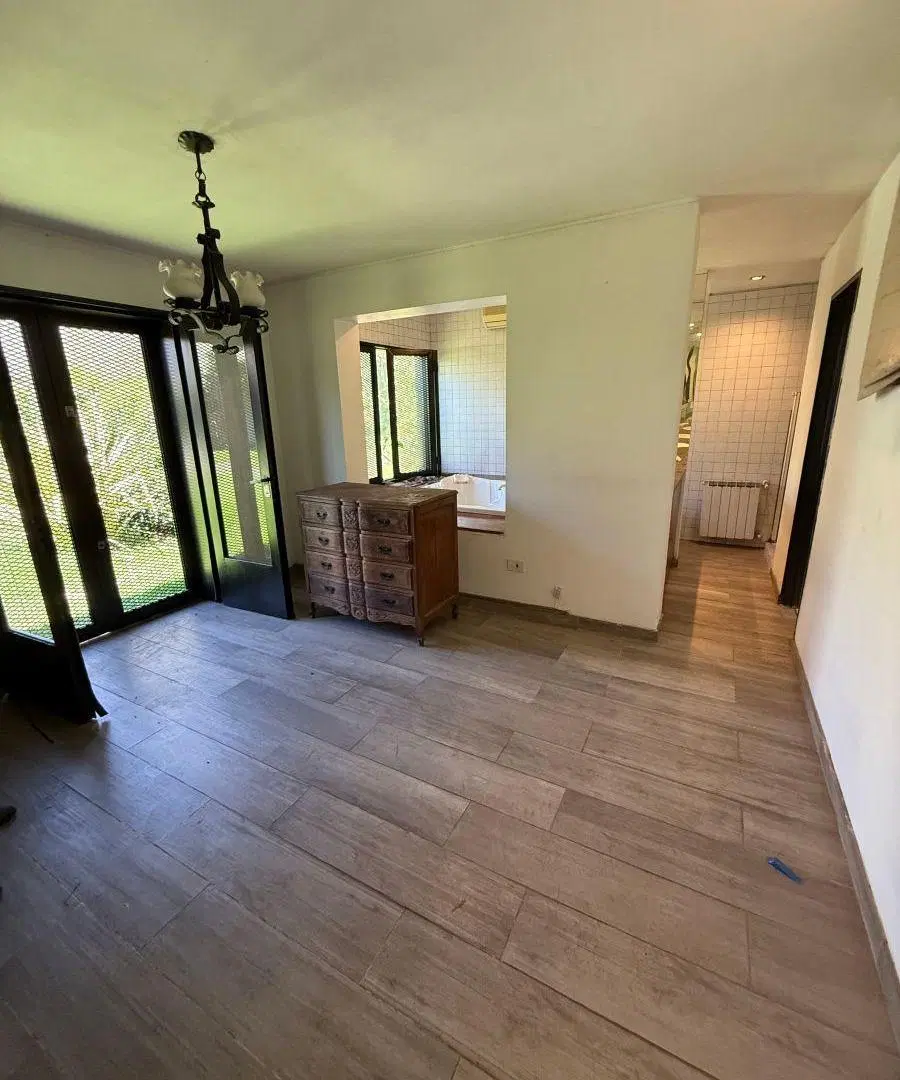 Excelente casa en venta en City Bell 5
