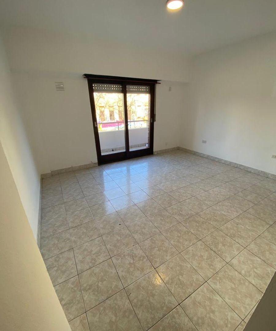 Foto de Monoambiente con balcón en Av. 60 entre 12 y Plaza Máximo Paz, imagen 5