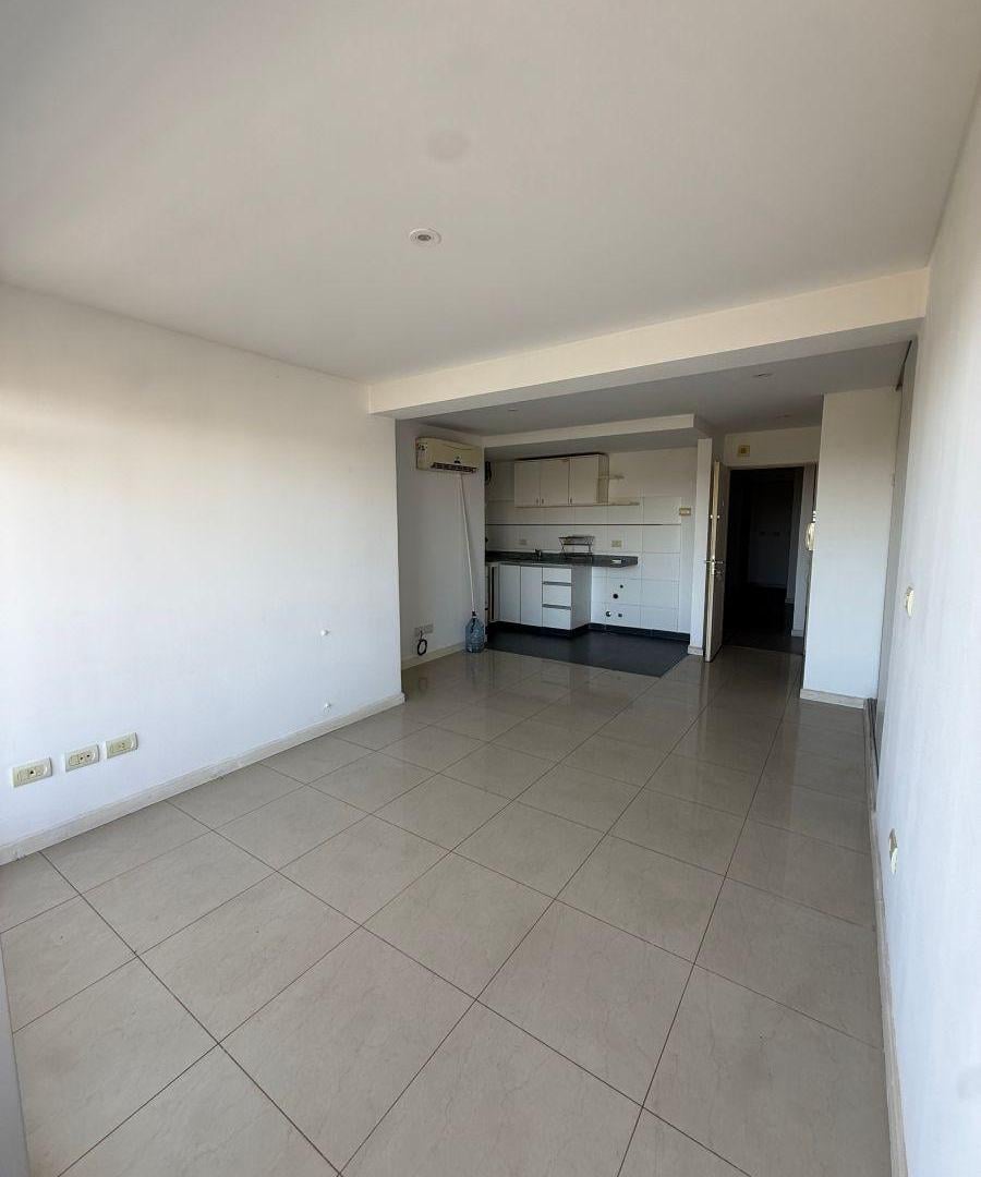 Foto de Monoambiente con balcón en alquiler en 38 entre 11 y 12, imagen 5