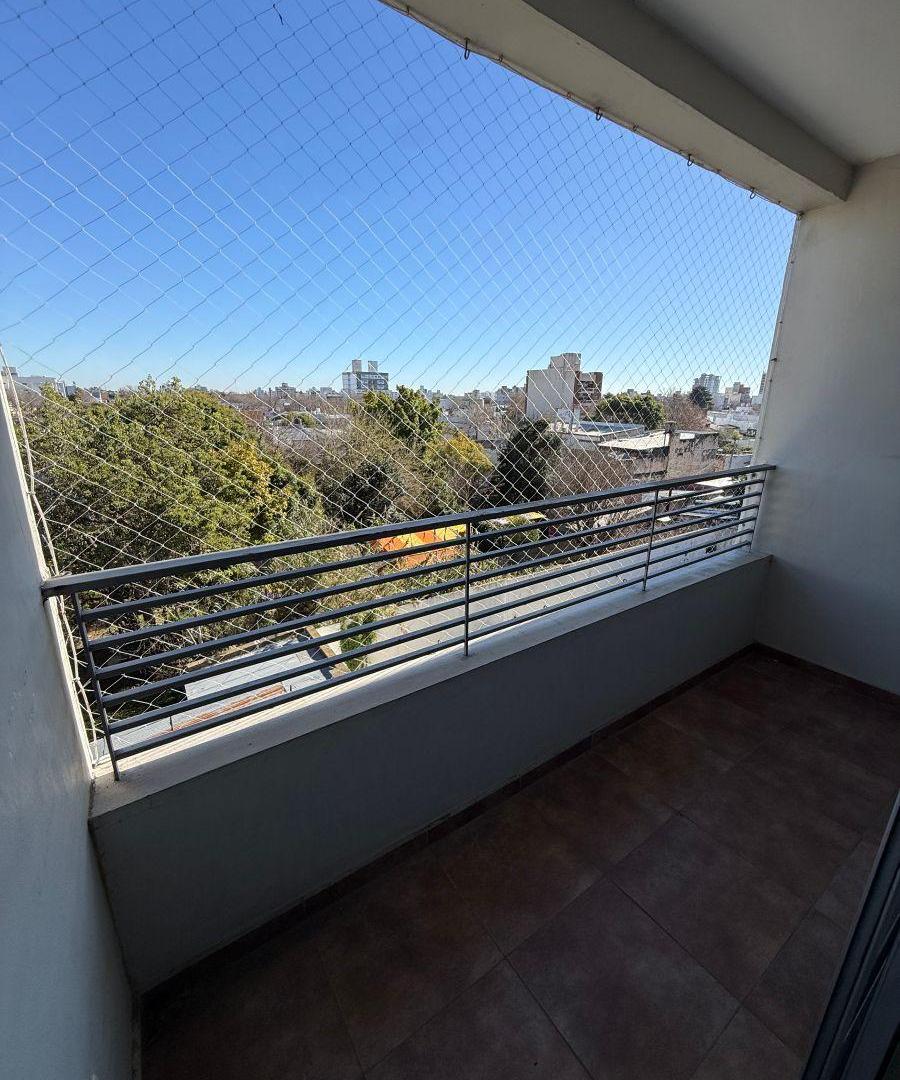 Foto de Monoambiente con balcón en alquiler en 38 entre 11 y 12, imagen 4