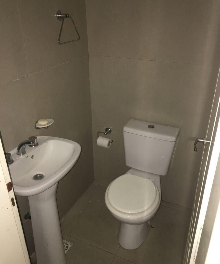 Foto de Local en alquiler en 45 e/ 10 y 11 La Plata, imagen 2