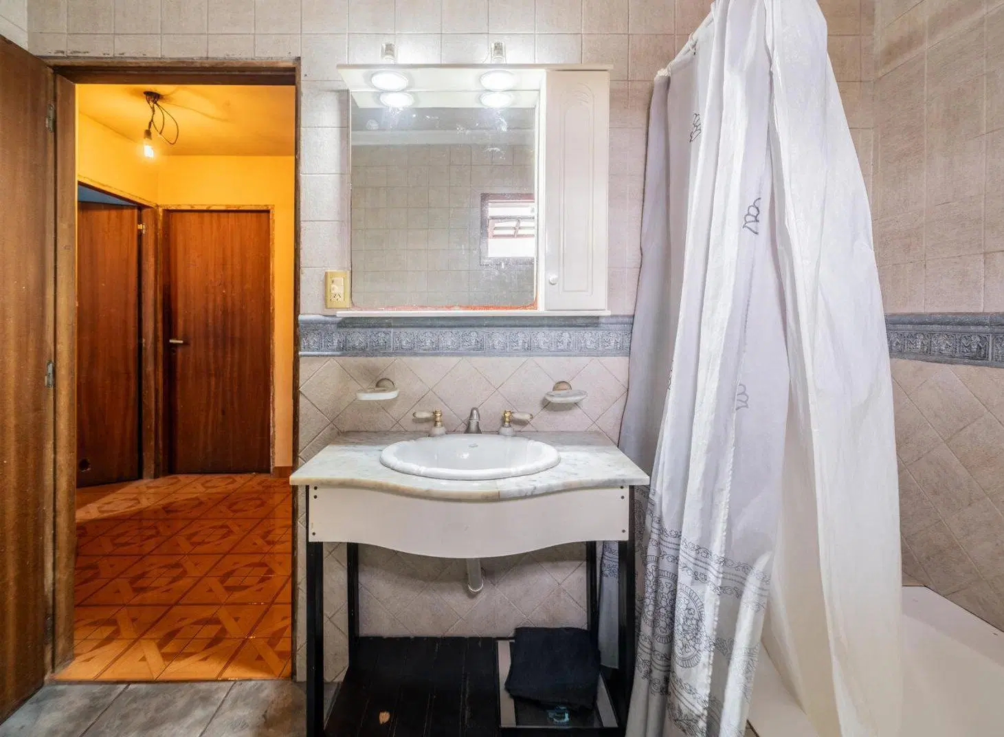 Casa | 7 ambientes | 3 plantas | piscina | San Justo Centro 5