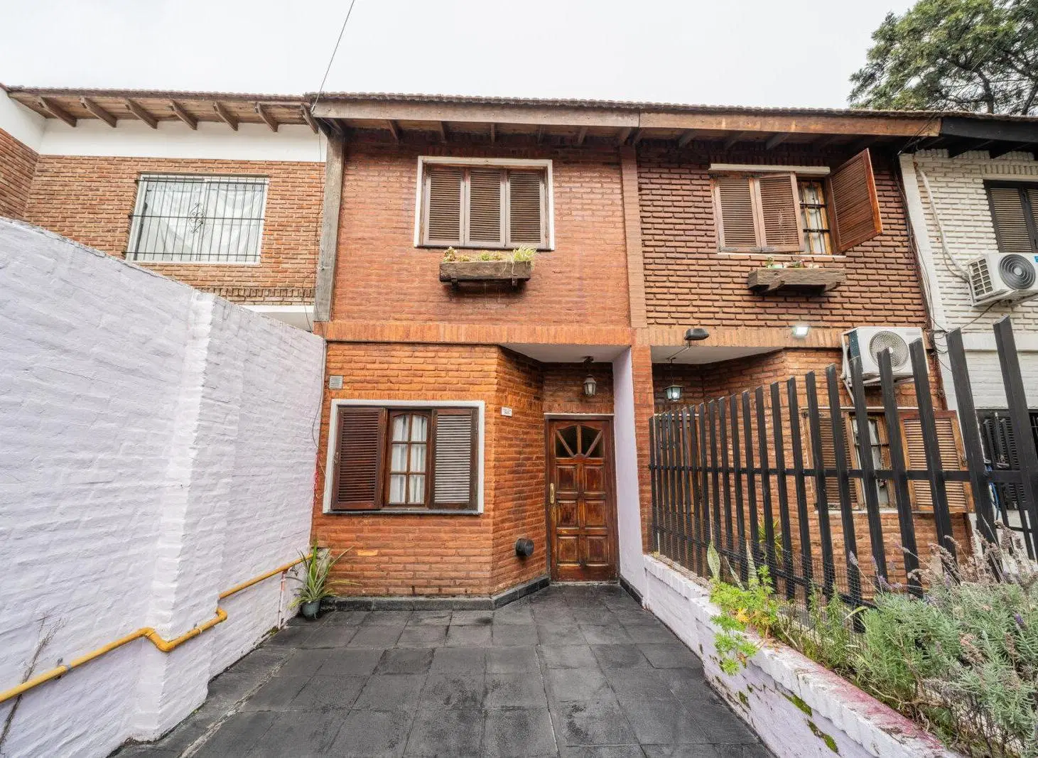 Triplex | 4 ambientes + Fondo libre  65 M2 | El Palomar 3