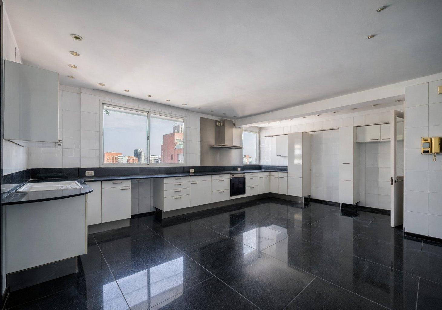 Foto de Penthouse Único Piso 25 Belgrano | Para Reciclar a Tu Gusto | Vista, imagen 4