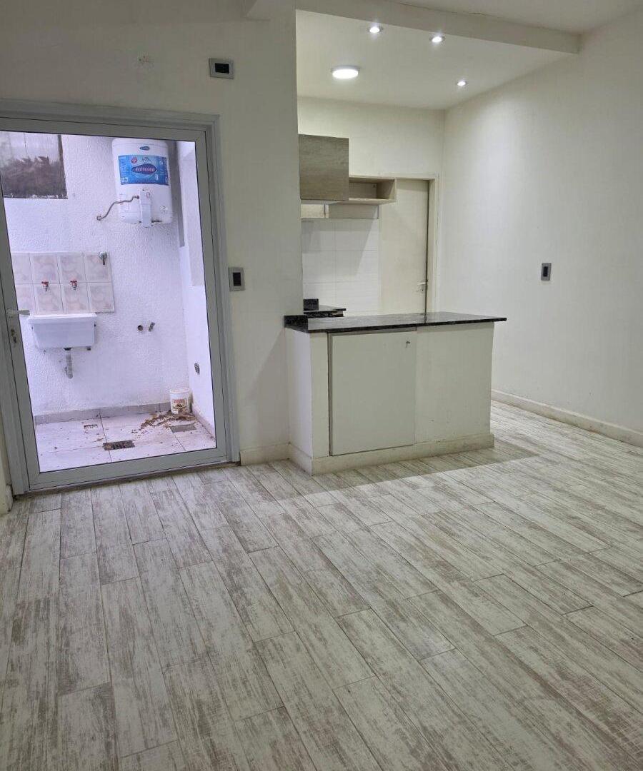 Foto de PH DE 2 AMBIENTES CON PATIO – VILLA LURO, imagen 2